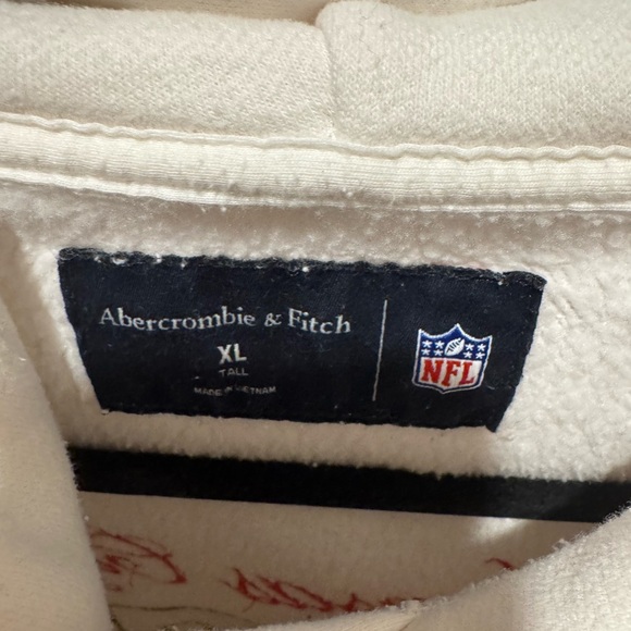 Kansas City Chiefs Hoodie - Picture 6 of 7